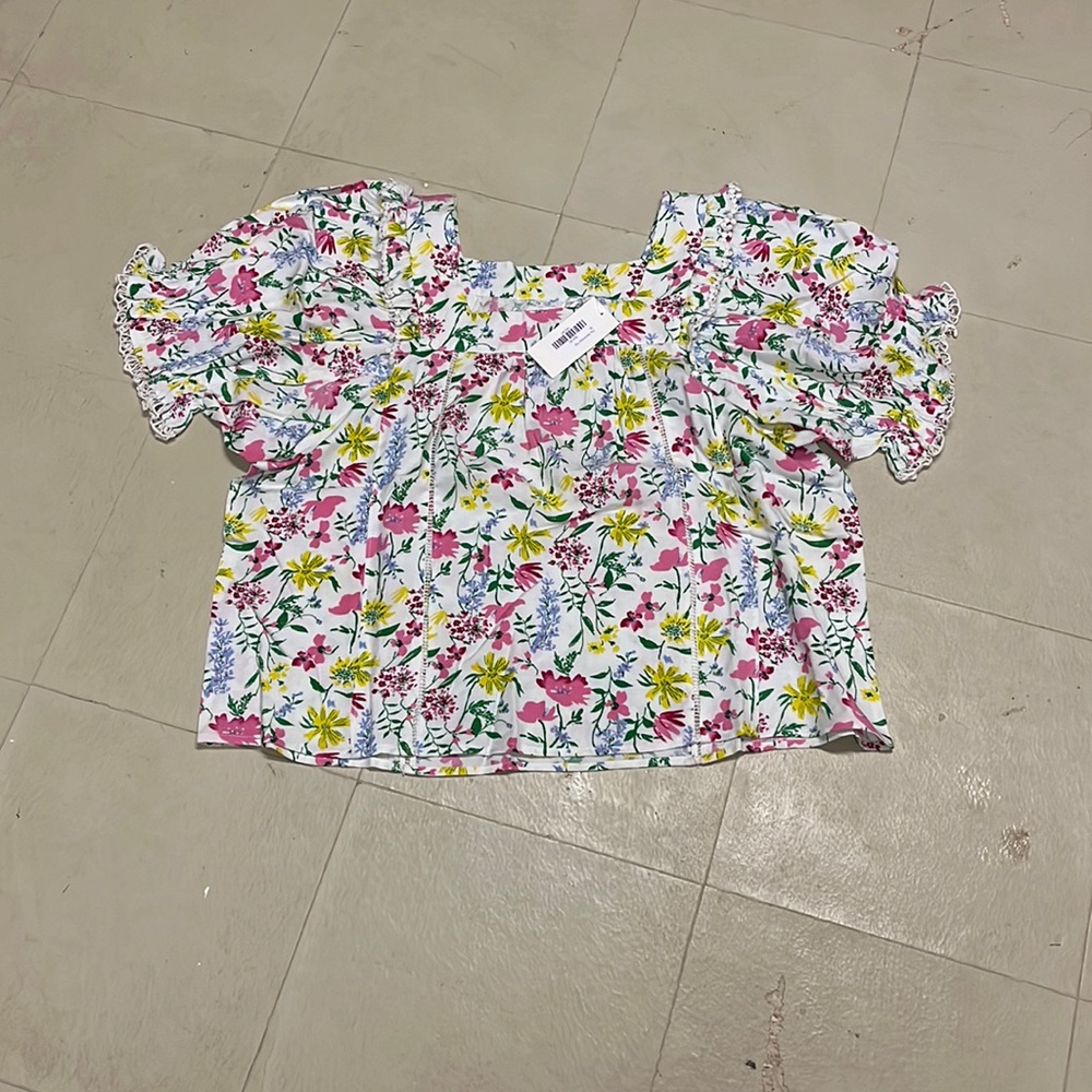 Floral puffish sleeve shirt from citrus NWT